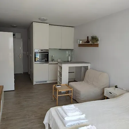 Sea Sense Apartment